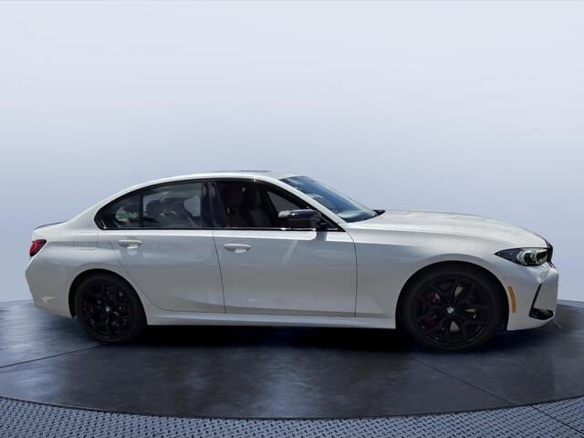 2026 BMW 330i