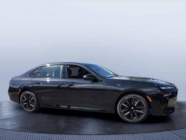 2026 BMW 740i