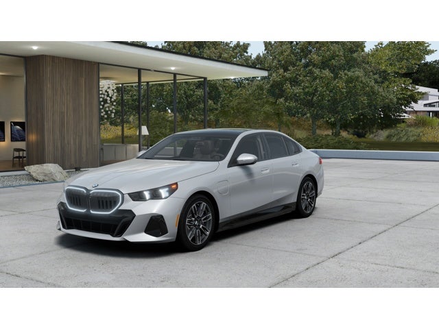 2027 BMW 550e